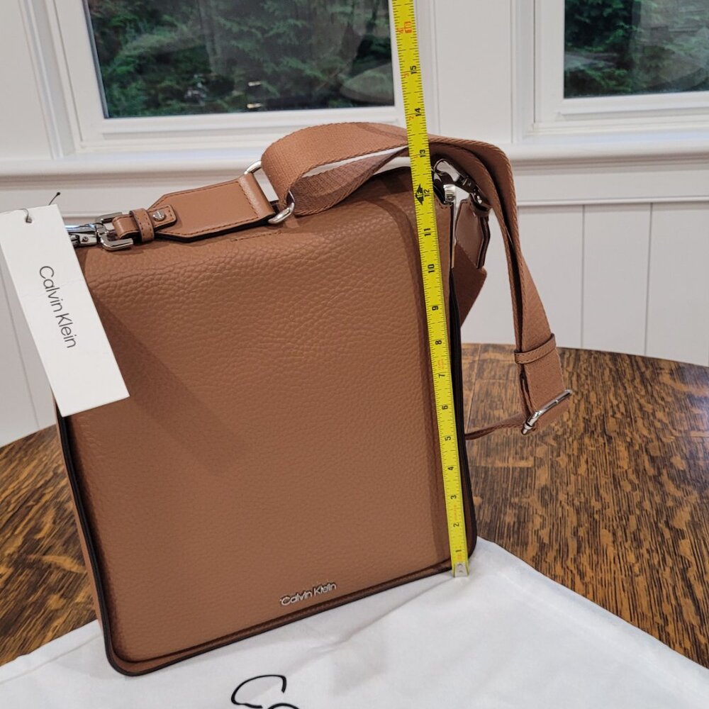 Calvin Klein Crossbody Bag. Large Caramel Silvertone Hardware Adjustable Strap. - Picture 9 of 14